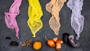 The vegetable dye from vegetable peelings